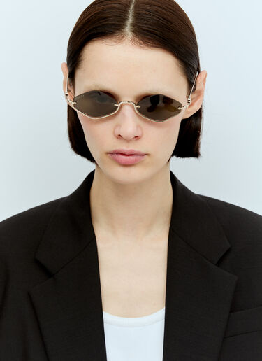Gucci Geometric Frame Sunglasses Gold gus0256002