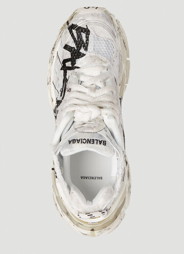Balenciaga Graffiti Runner Sneakers White bal0252001