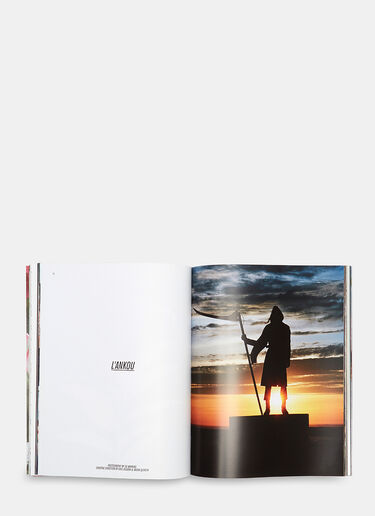 Books MASSES Issue 7 Black dbn0505114
