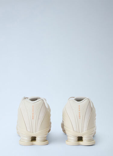 LN-CC® - Nike: Shox Z S Sneakes - Cream Nike Shox Z S Sneakes Cream nik0265015