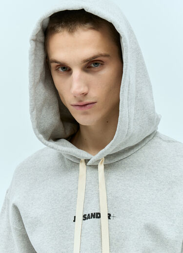 ロゴプリント フード付きスウェットシャツ Jil Sander+ ロゴプリント フード付きスウェットシャツ グレー jsp0156008