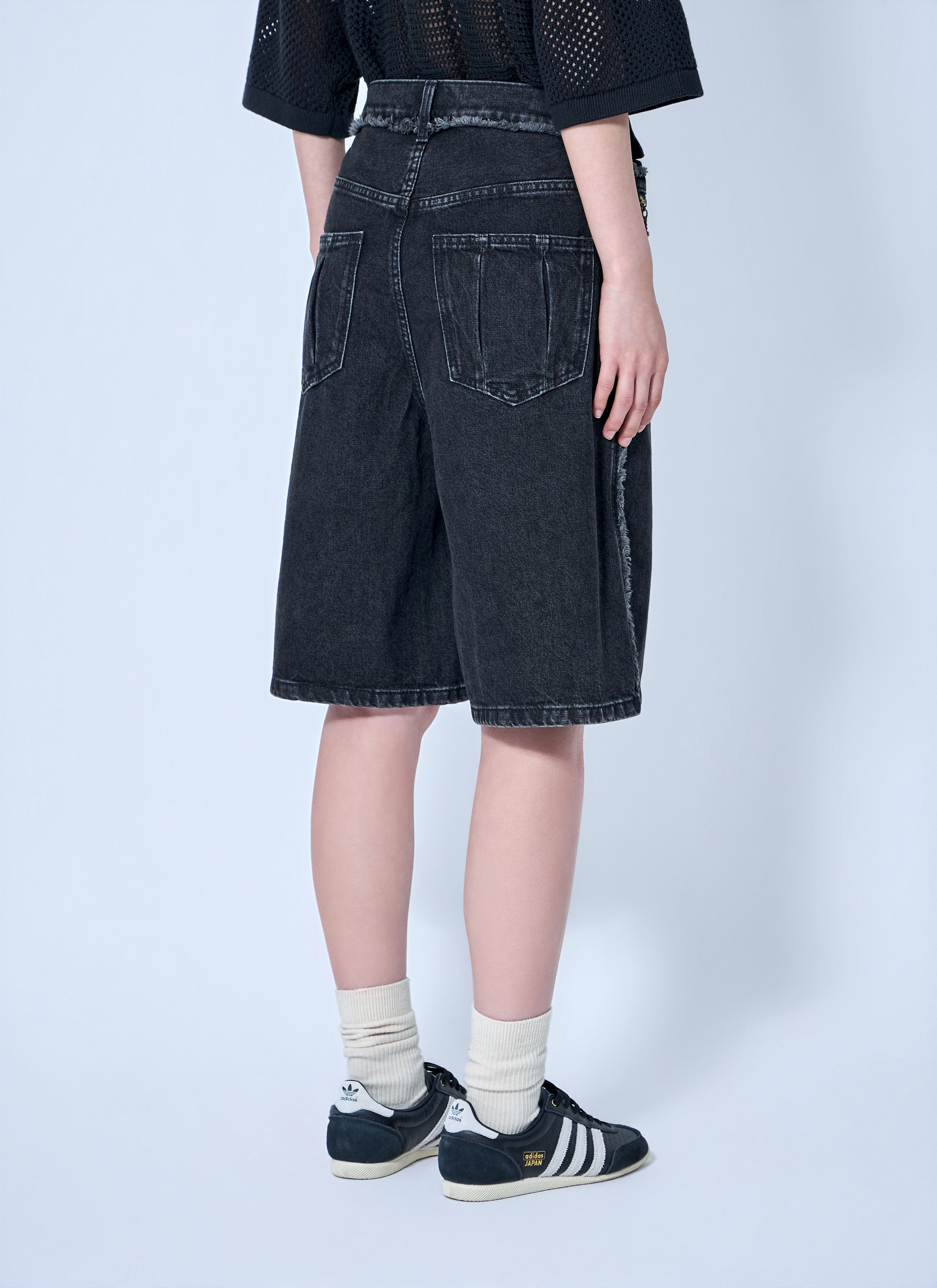 試着のみ⭐︎ナチュラルビューティーべーシック黒ブラックsフレアショートパンツ Vans レディース Five Pocket Denim Shorts の Black | LN-CC®