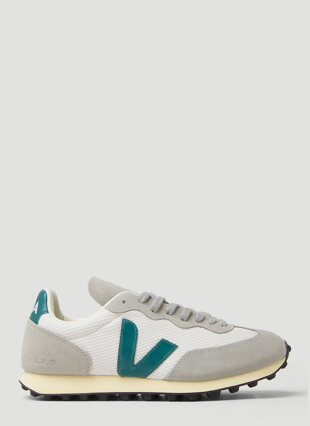 Veja bleu clearance marine