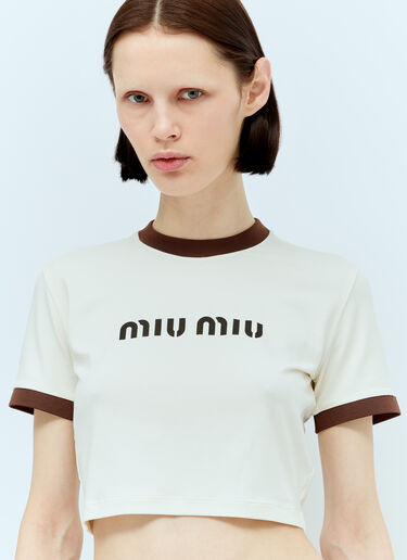 Miu Miu 로고 프린트 크롭 티셔츠 크림 miu0256080