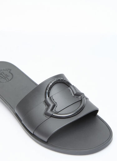 Moncler Embossed Logo Slides Black mon0256029