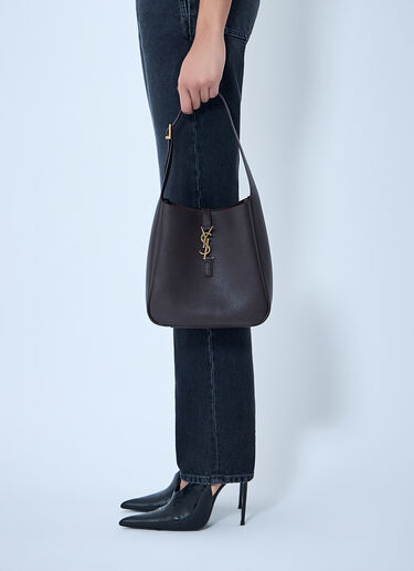 Saint Laurent Le 5 À 7 Supple Small Shoulder Bag 深棕色 sla0263070