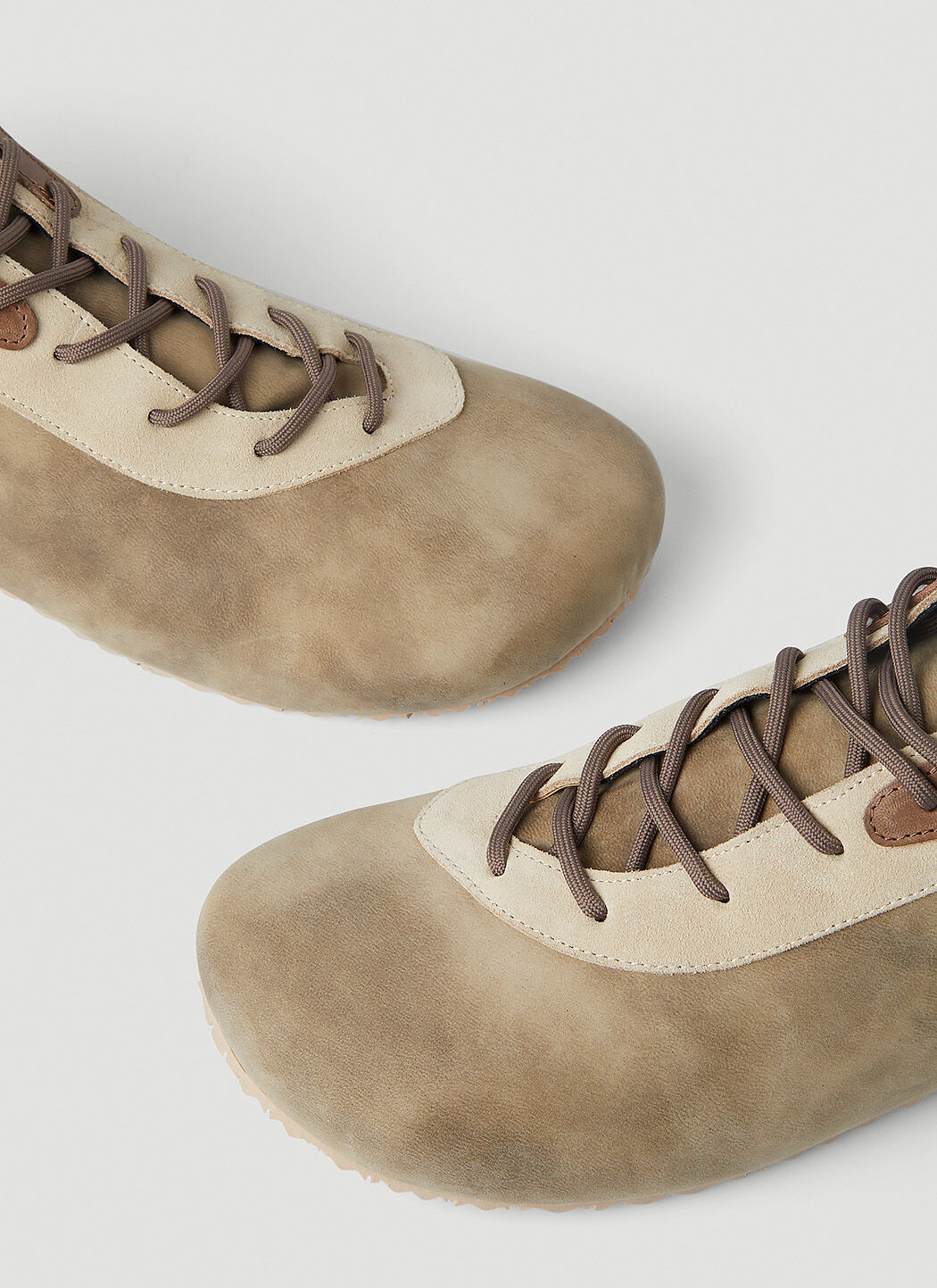 Les new arrivals chaussures sneakers