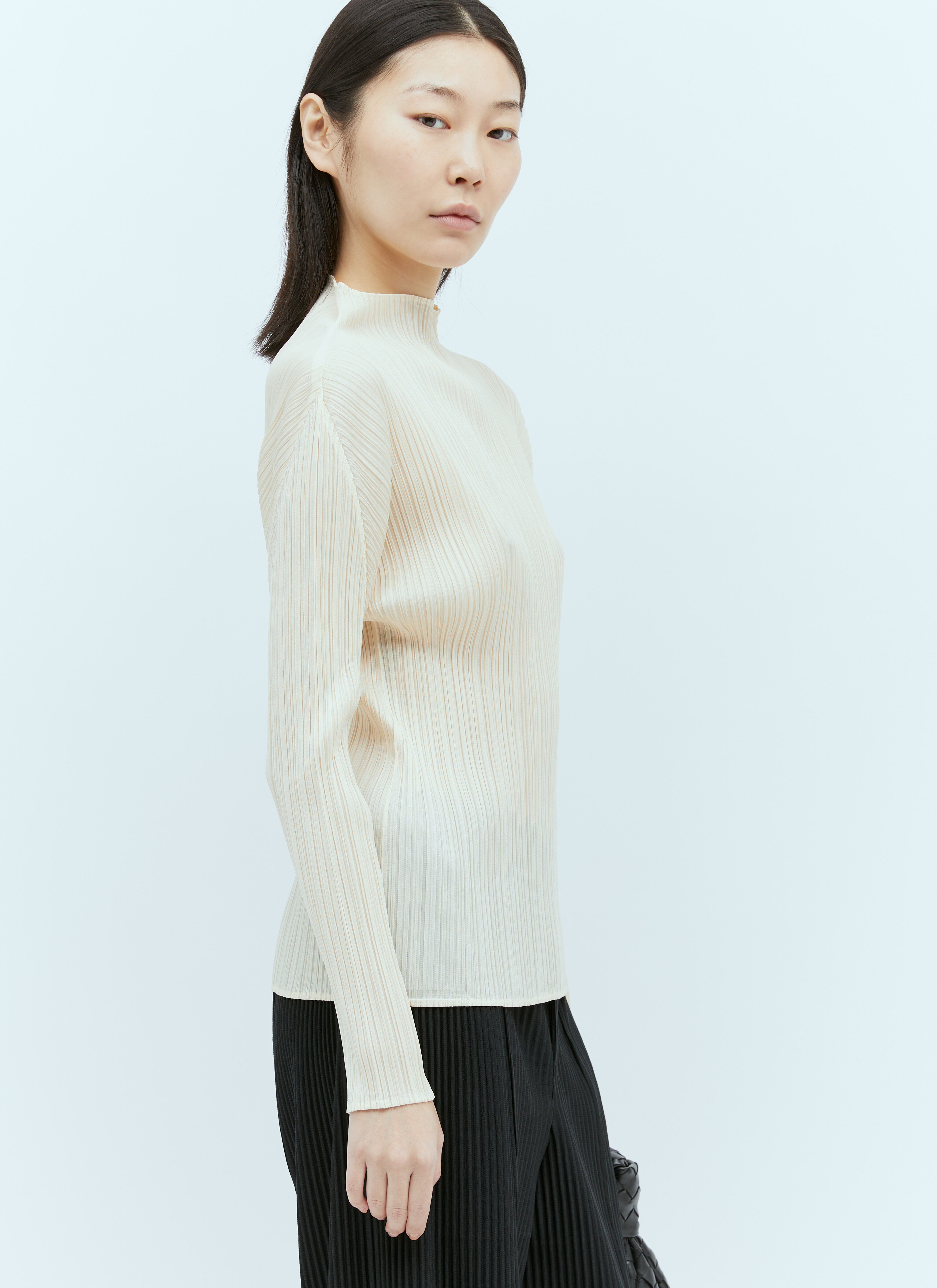 【新品未使用】Pleats Jersey Top / Beige Pleats Please Issey Miyake Women's' Pleated U-Neck Top in Beige