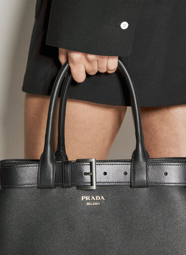 Prada 搭扣大号皮革手提包 黑色 pra0256060