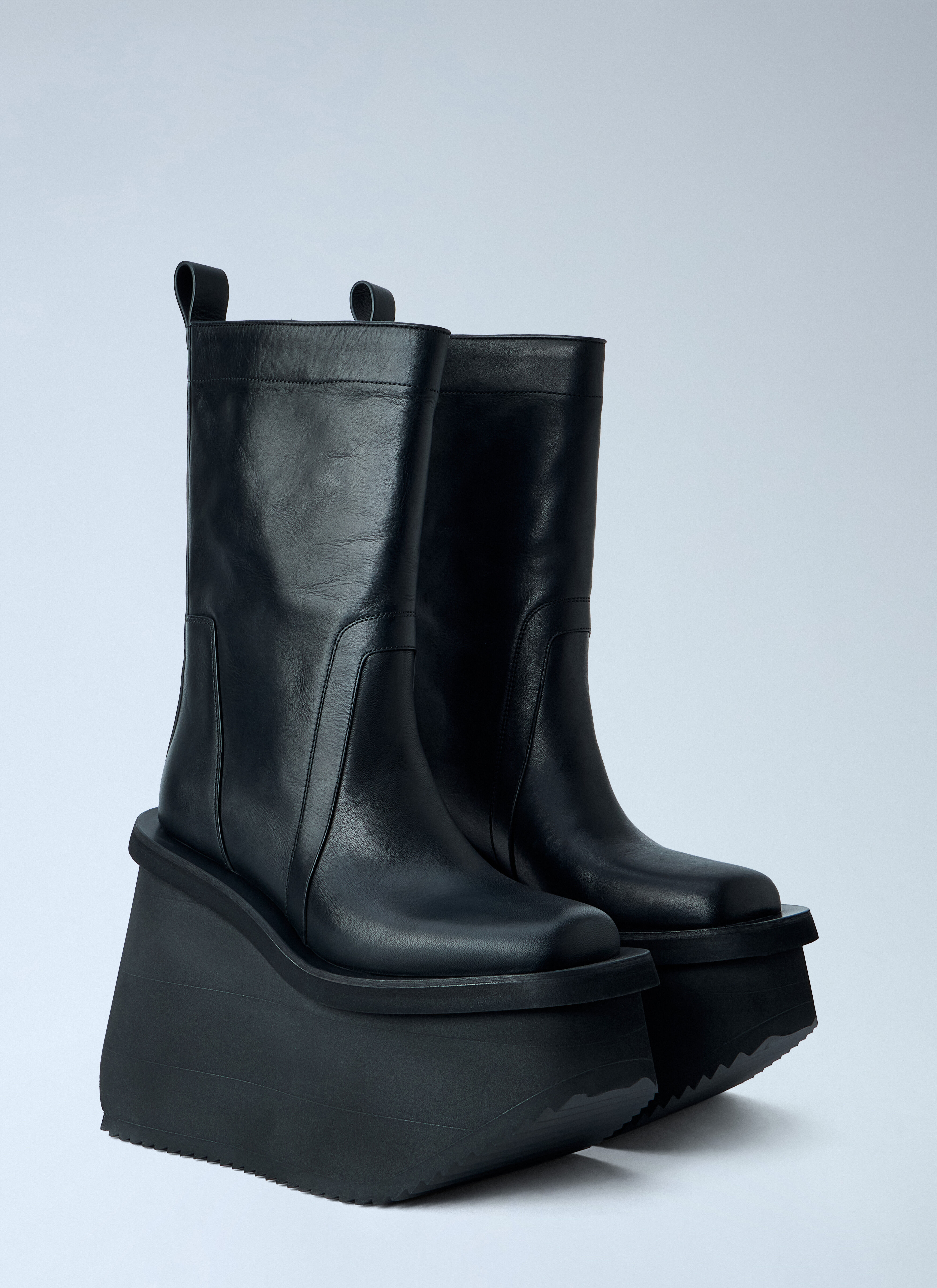 Rick Owens Women's' Factory Leather Boots in Black | LN-CC®