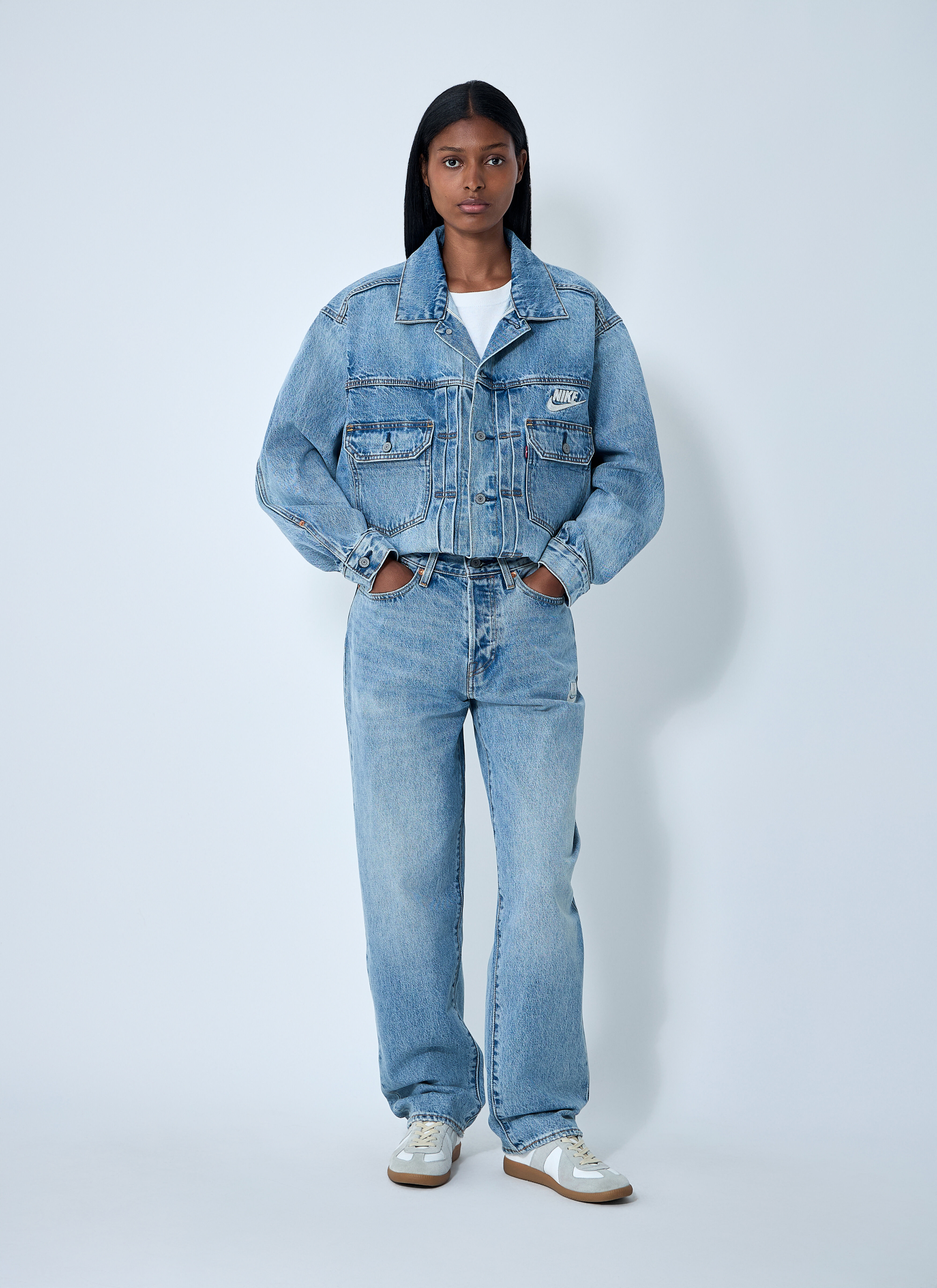 Levi's x Nike Logo Motif Denim Jeans in Blue für Damen | LN-CC®