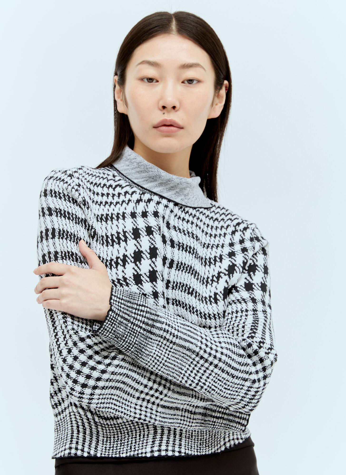 Shop Burberry Warped Houndstooth Wool-blend Sweater In Grey