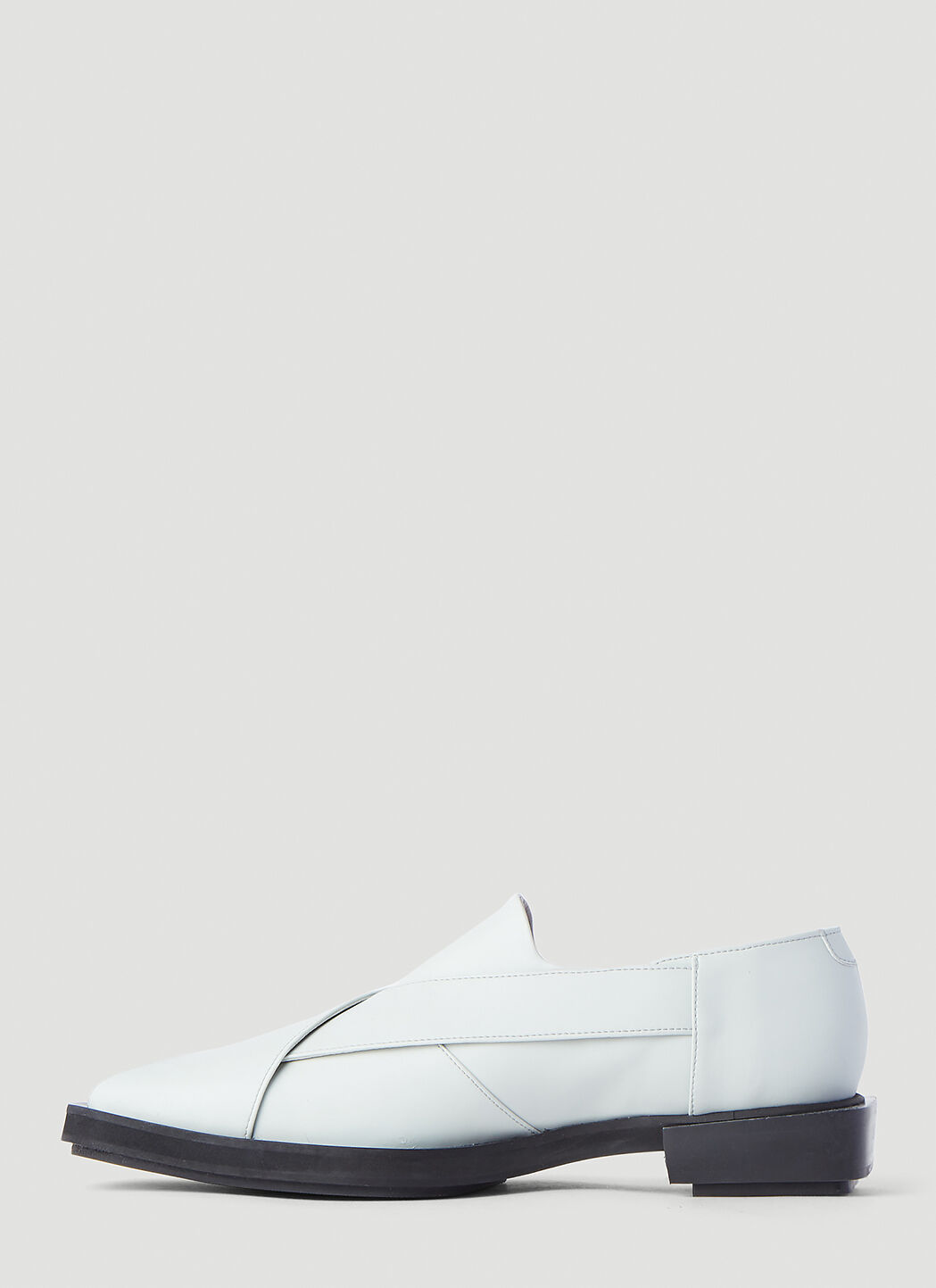 GmbH Chappal Faux Leather Slip Ons in White LN CC