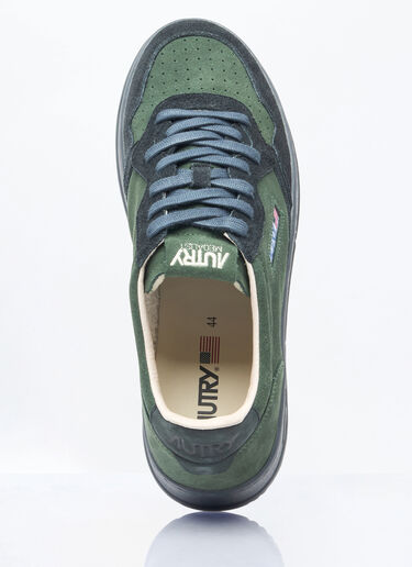 Autry Medalist Low Sneakers Green aut0158002