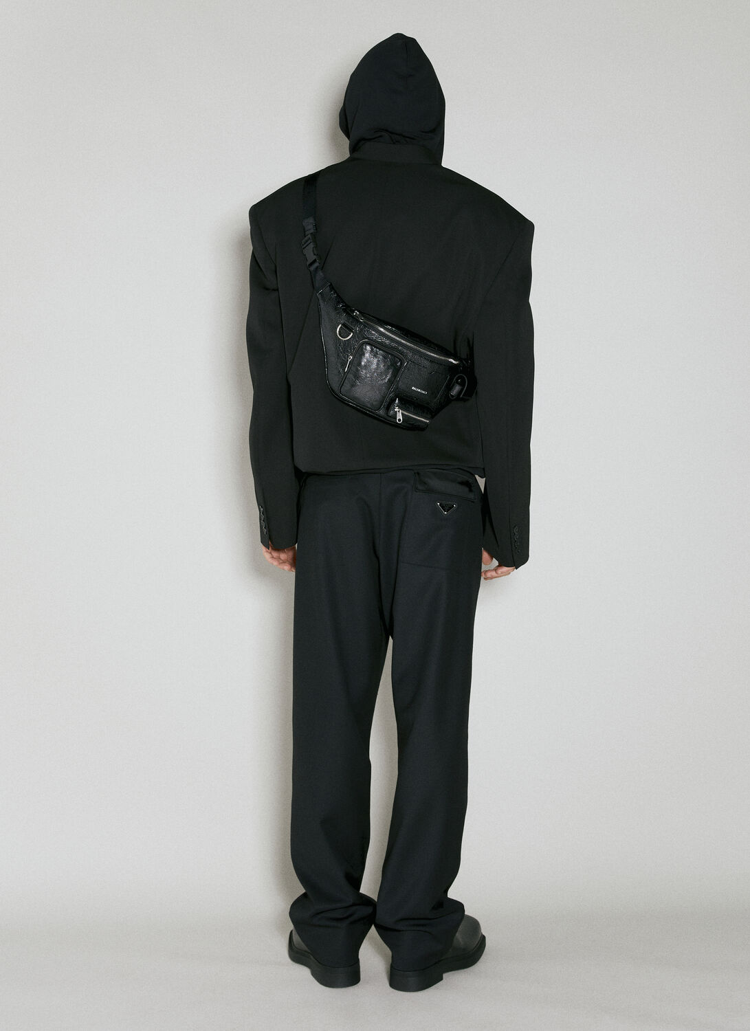 Balenciaga Superbusy Belt Bag In Black