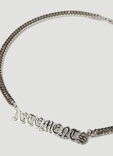 Vetements Gothic Logo Necklace Silver vet0246031