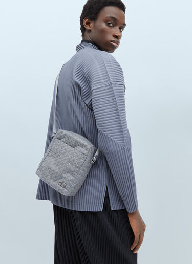Bao Bao Issey Miyake Voyager ワントーン ショルダーバッグ グレー bao0155002