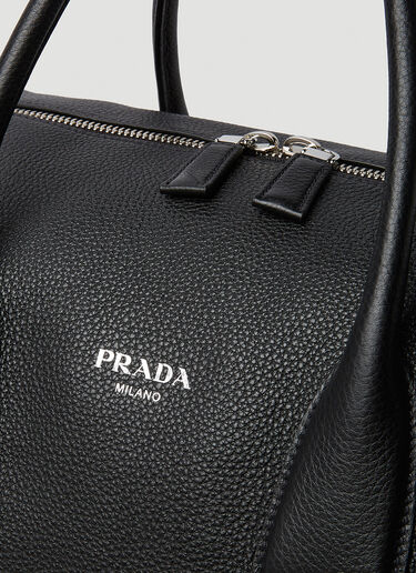 Prada ロゴプレートウィークエンドバッグ ブラック pra0150023