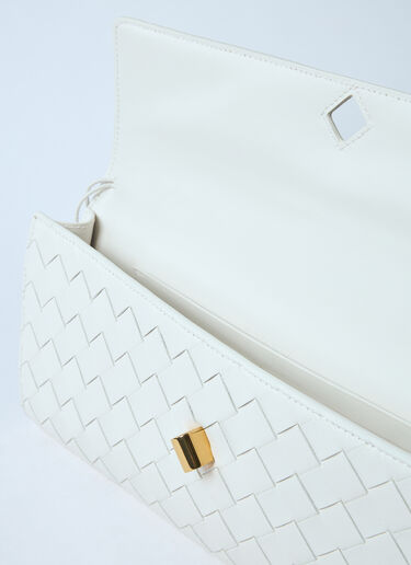 Bottega Veneta 롱 안디아모 클러치 화이트 bov0259076