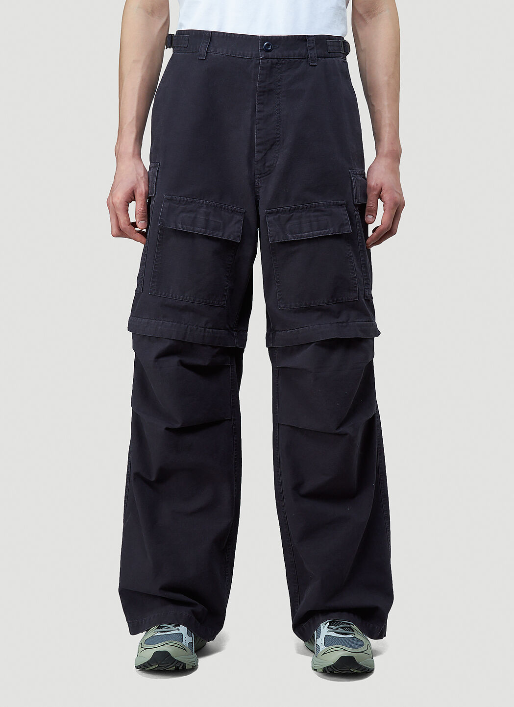 Navy cargo jeans balenciaga deals