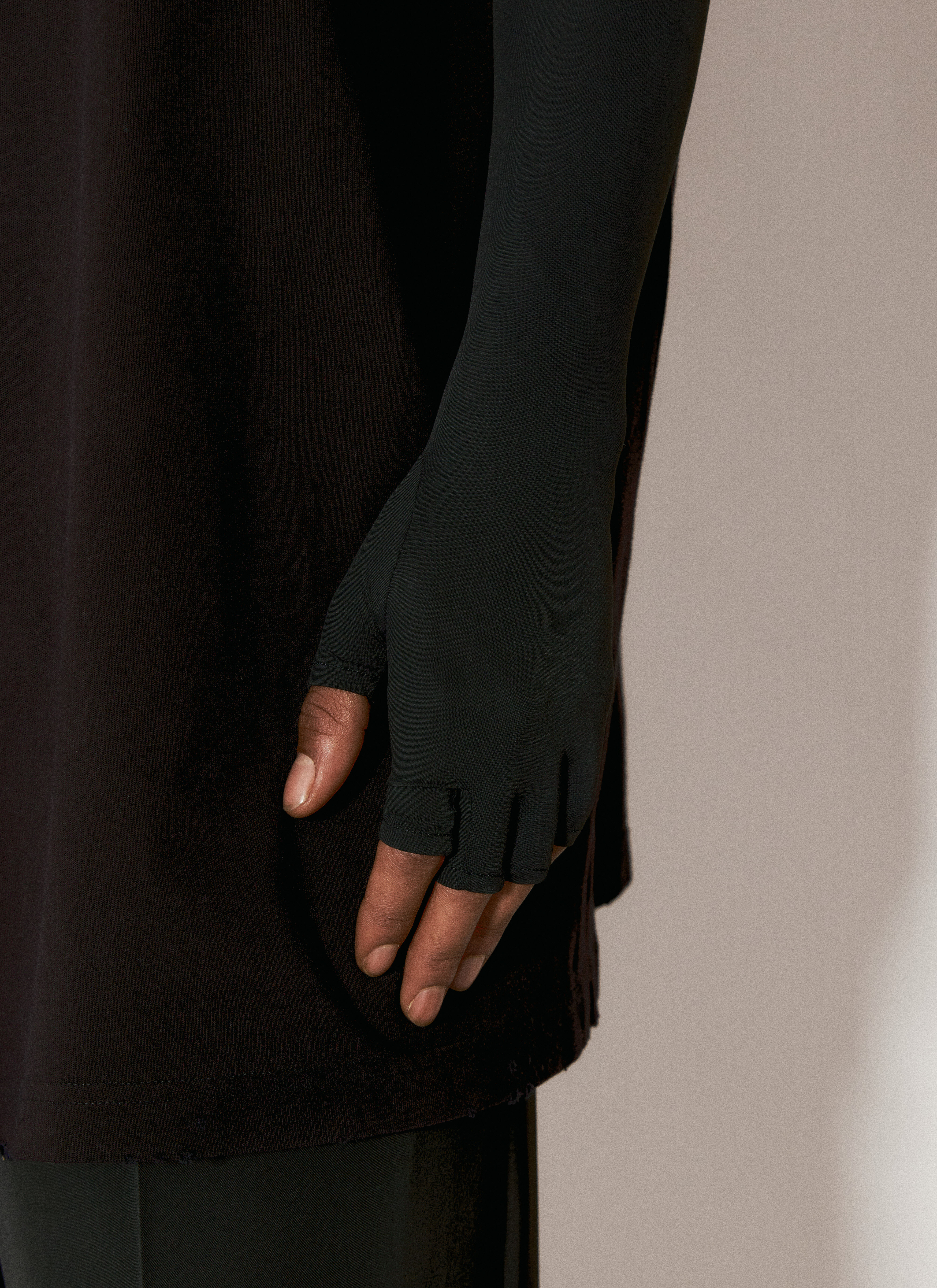 Balenciaga glove shirt shop