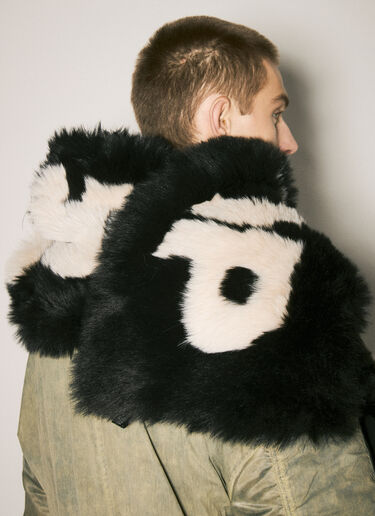 032c Anti-Gauguin Faux Fur Scarf Black cee0158026