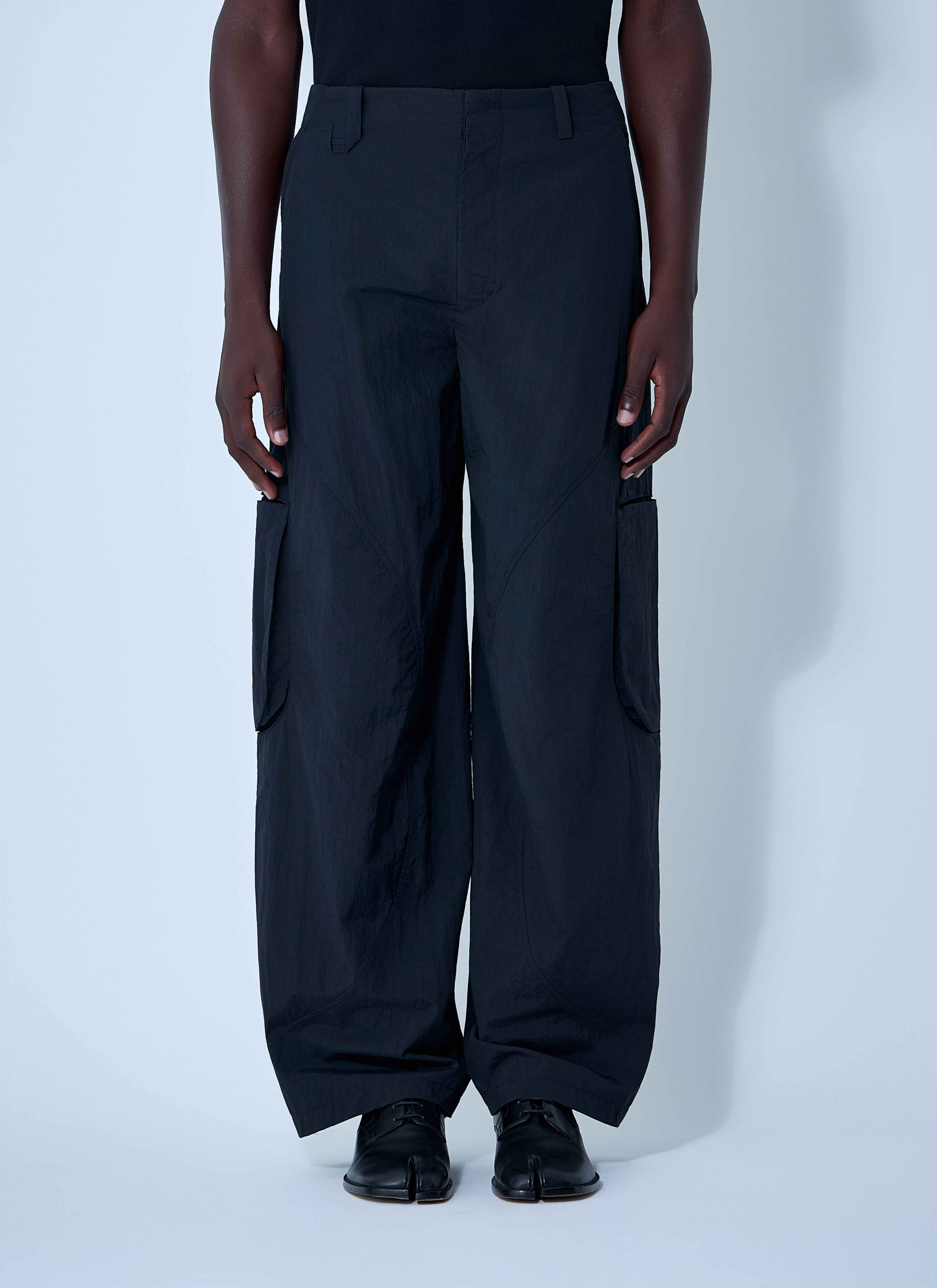 Jacquemus Men's' Le Cargo Molino in Black | LN-CC®