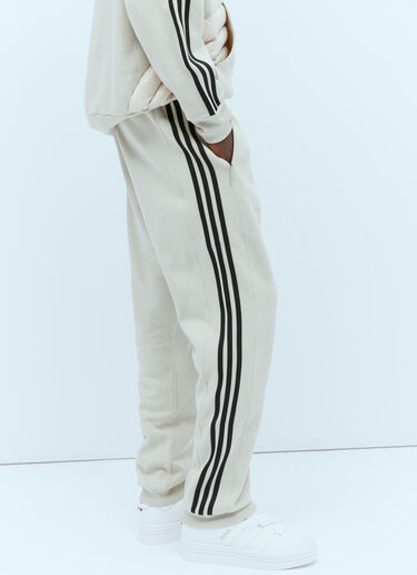 ロゴアップリケトラックパンツ Moncler x adidas Originals ロゴアップリケトラックパンツ アイボリー mad0354005