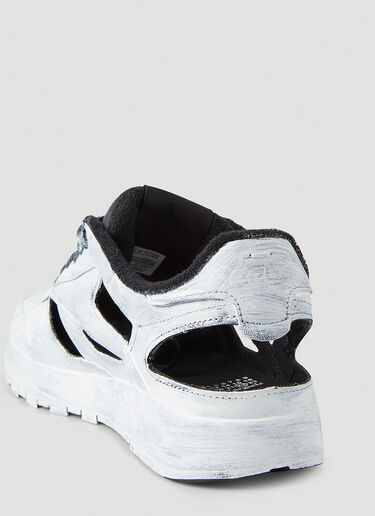 Maison Margiela x Reebok Décortiqué Tabi Bianchetto Classic Sneakers White rmm0148004