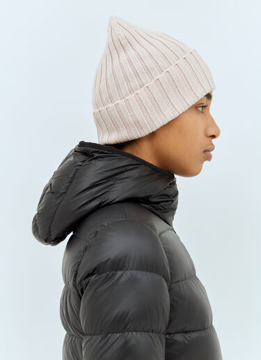 Moncler Logo Patch Beanie Hat Pink mon0259025