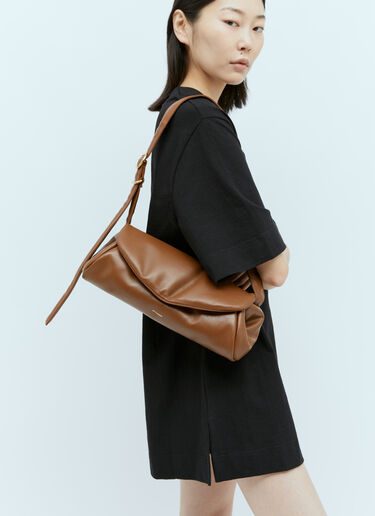 ラージ カノーロ パデッドショルダーバッグ Jil Sander ラージ カノーロ パデッドショルダーバッグ ブラウン jil0255034