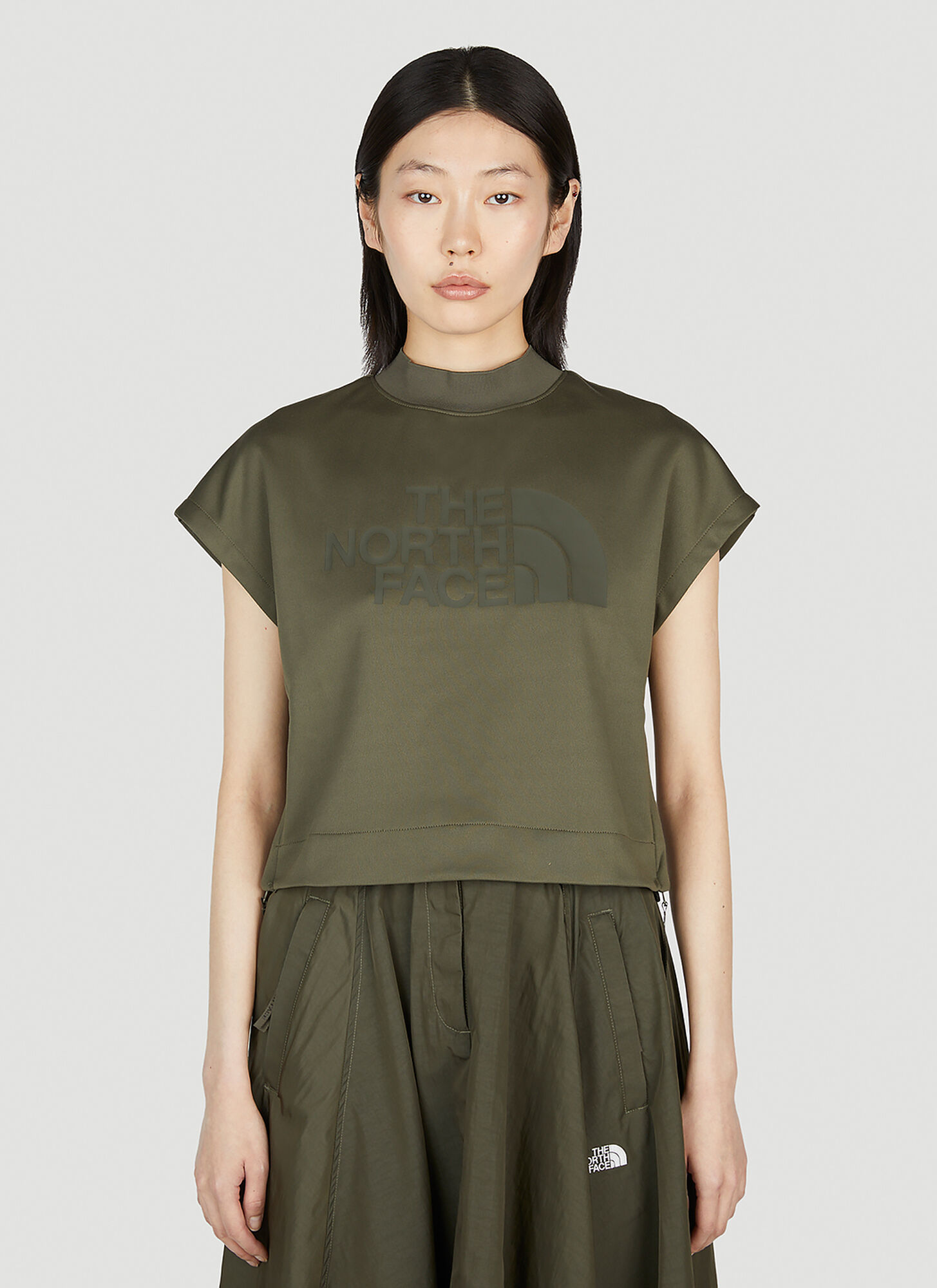 THE NORTH FACE LOGO PRINT CROPPED T-SHIRT