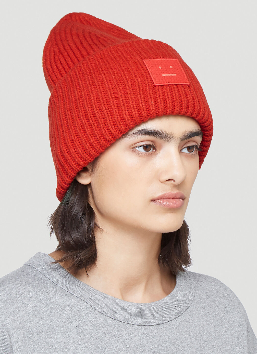 Acne beanie red best sale