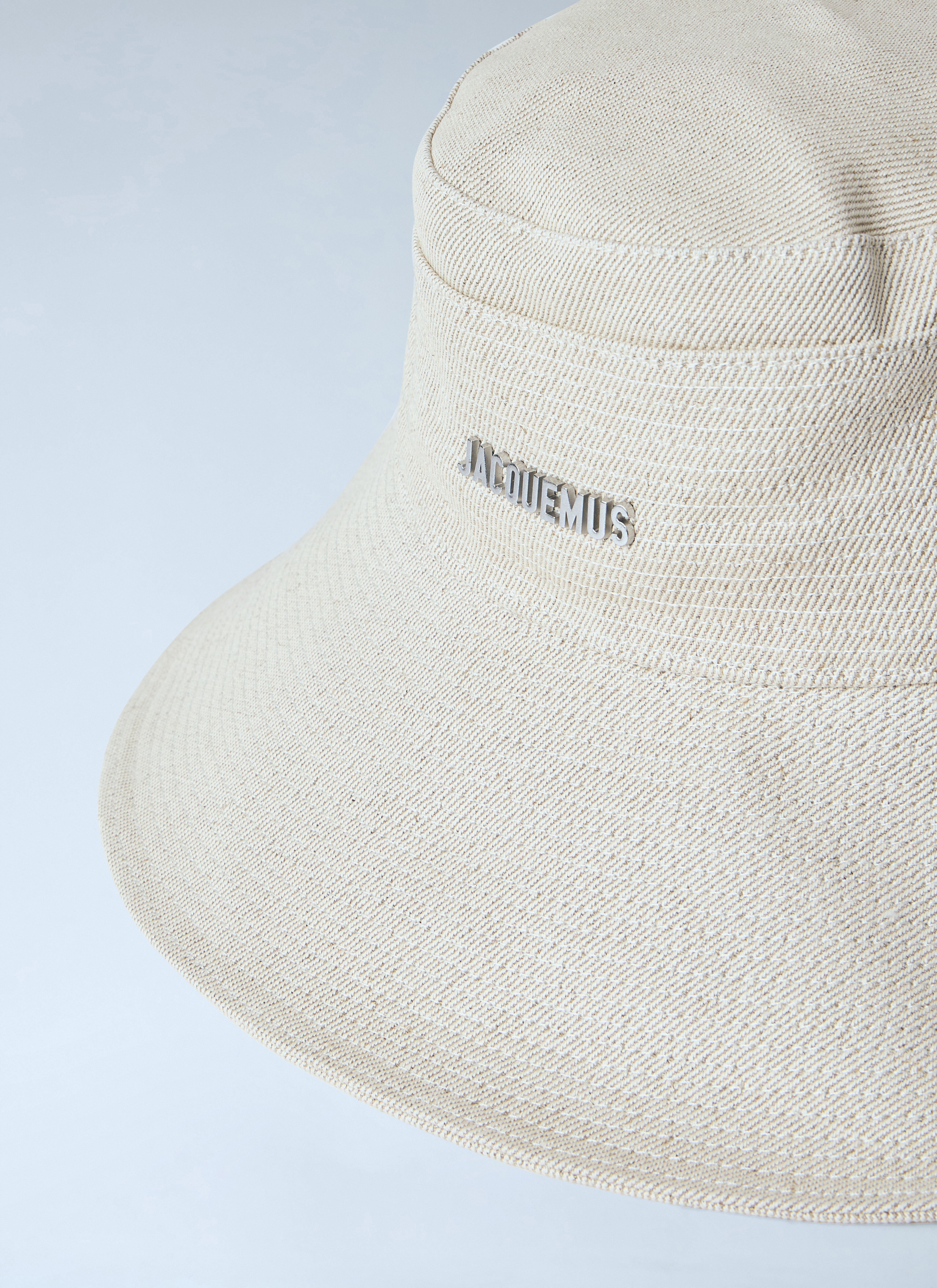 Jacquemus Women's' Le Bob De-Nîmes Bucket Hat in White | LN-CC®
