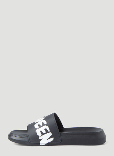 Alexander McQueen エンボス ロゴプリント スライド ブラック amq0147041