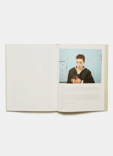 Books Collier Schorr Black don0590124