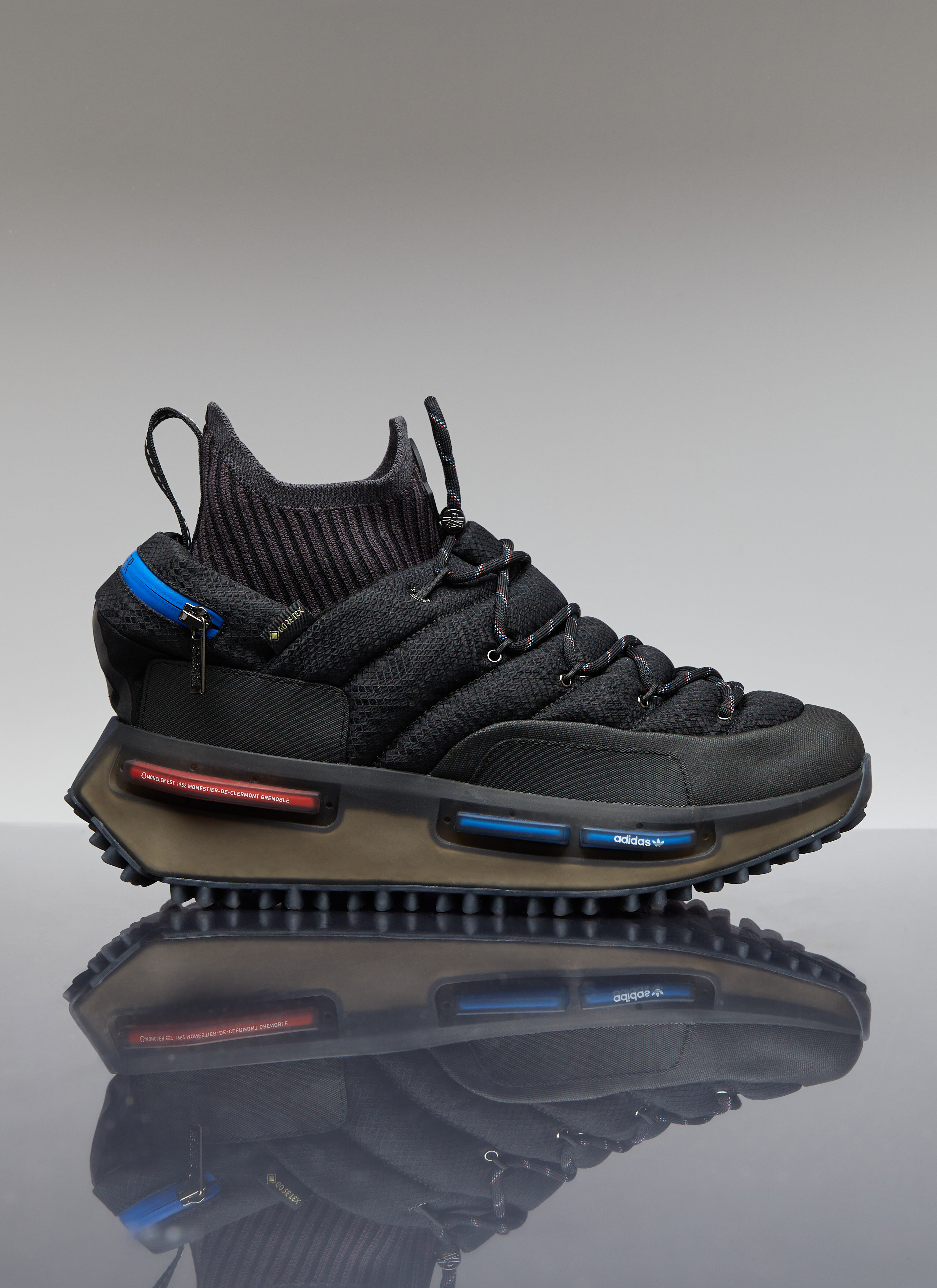 Moncler x Roc Nation designed by Jay-Z NMD Runner 高帮运动鞋 黑色 mrn0156002