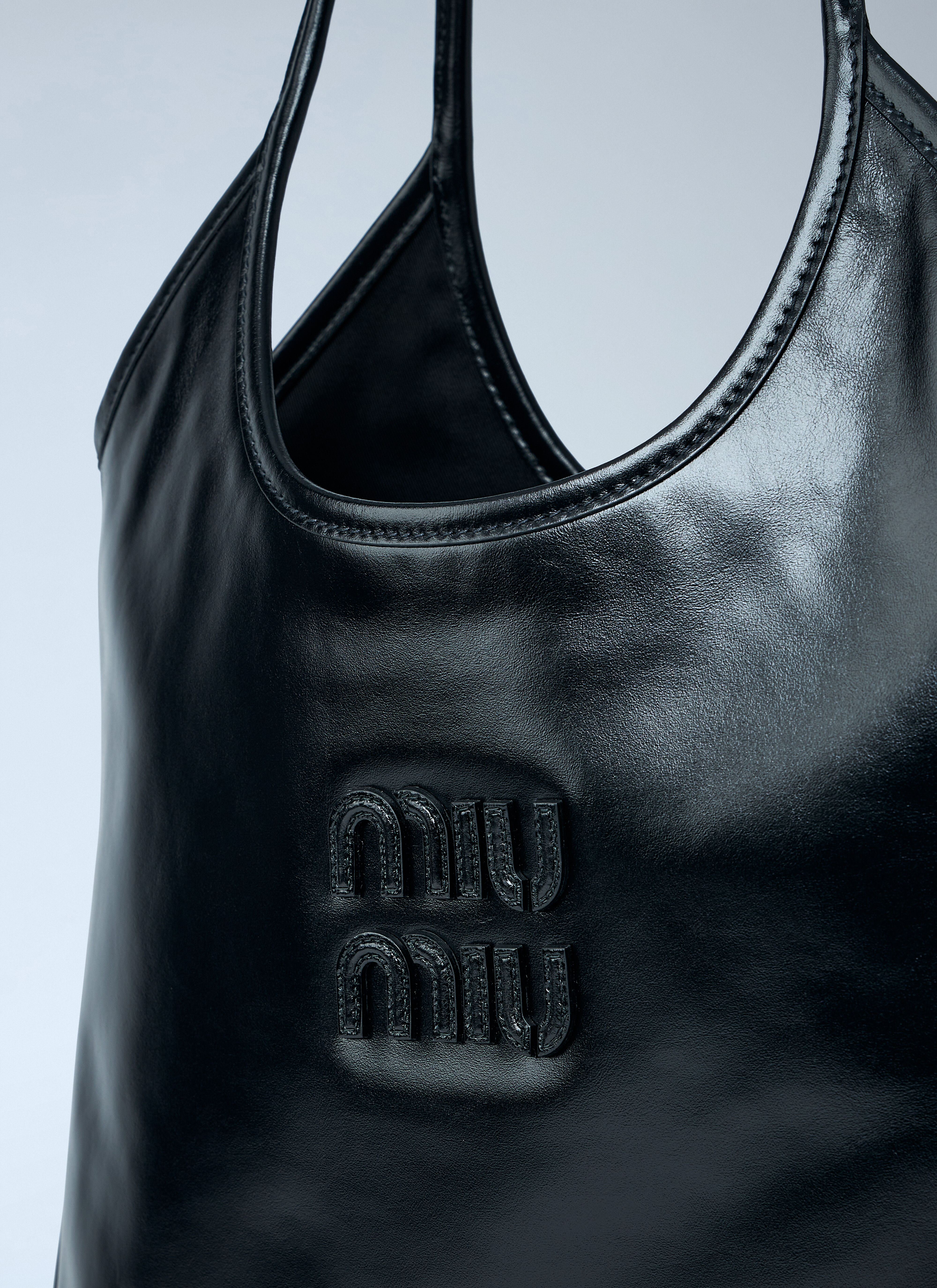 Miu Miu Women's' Ivy Leather Shoulder Bag in Black | LN-CC®