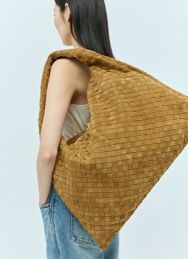 Bottega Veneta Large Hop Shoulder Bag Brown bov0255067