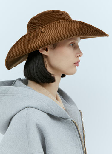 Miu Miu 엠보싱 로고 코듀로이 모자 브라운 miu0254044