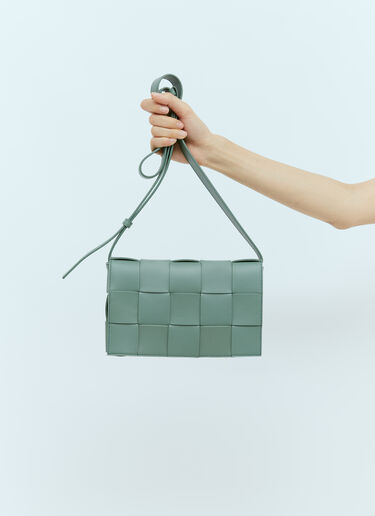 Bottega Veneta Cassette Shoulder Bag Green bov0255046