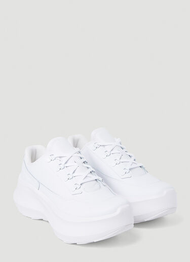 Comme des Garçons x Salomon SR811 スニーカー ホワイト cds0353002
