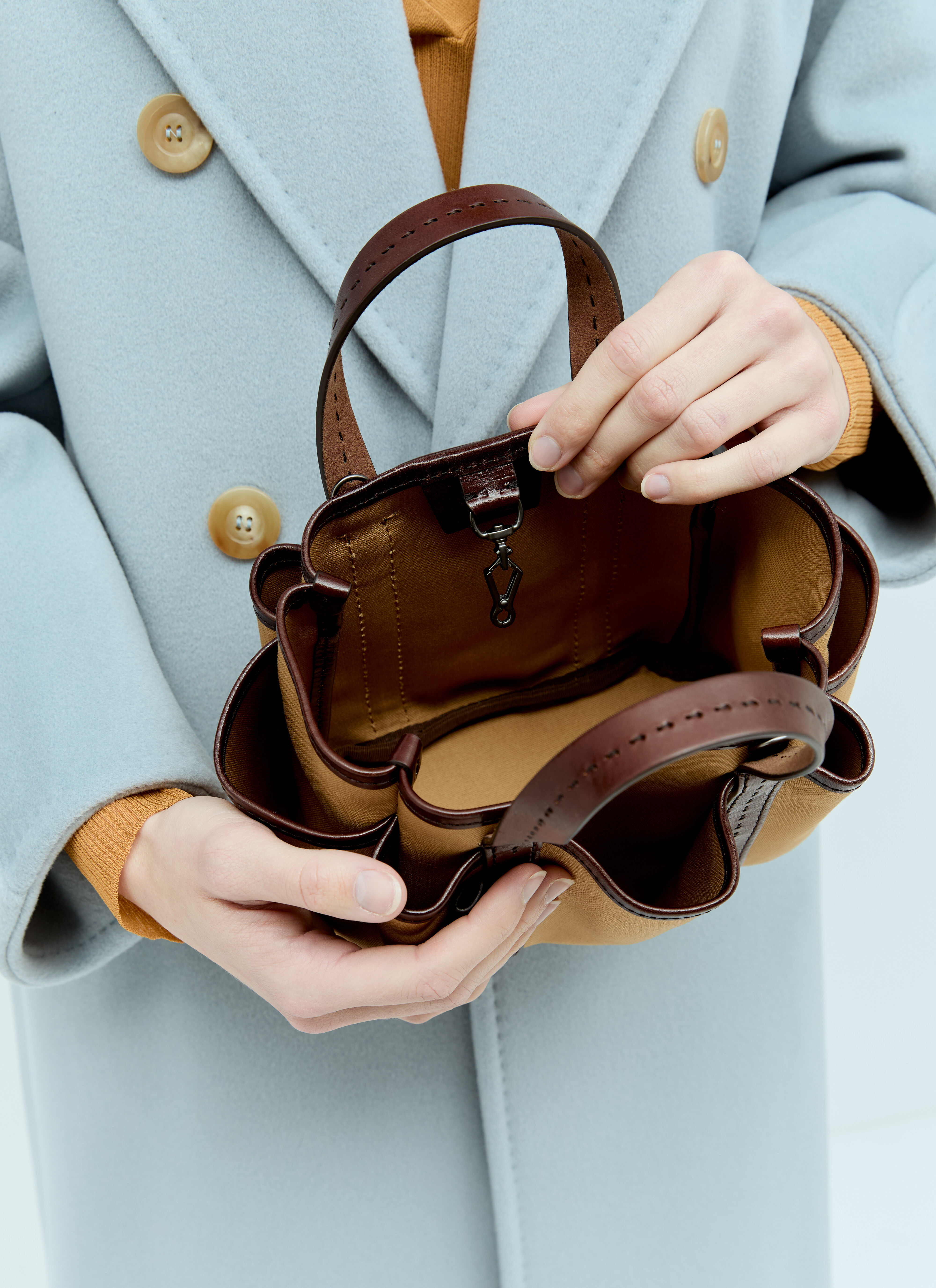 Max mara mini bag hotsell