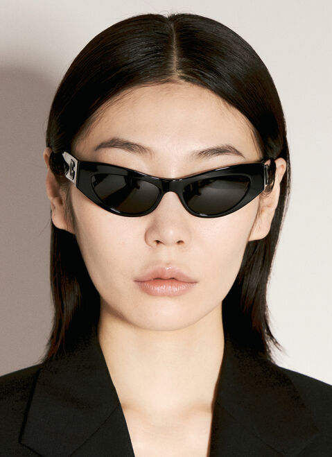 Dolce & Gabbana Cat-Eye Sunglasses Black dol0254021