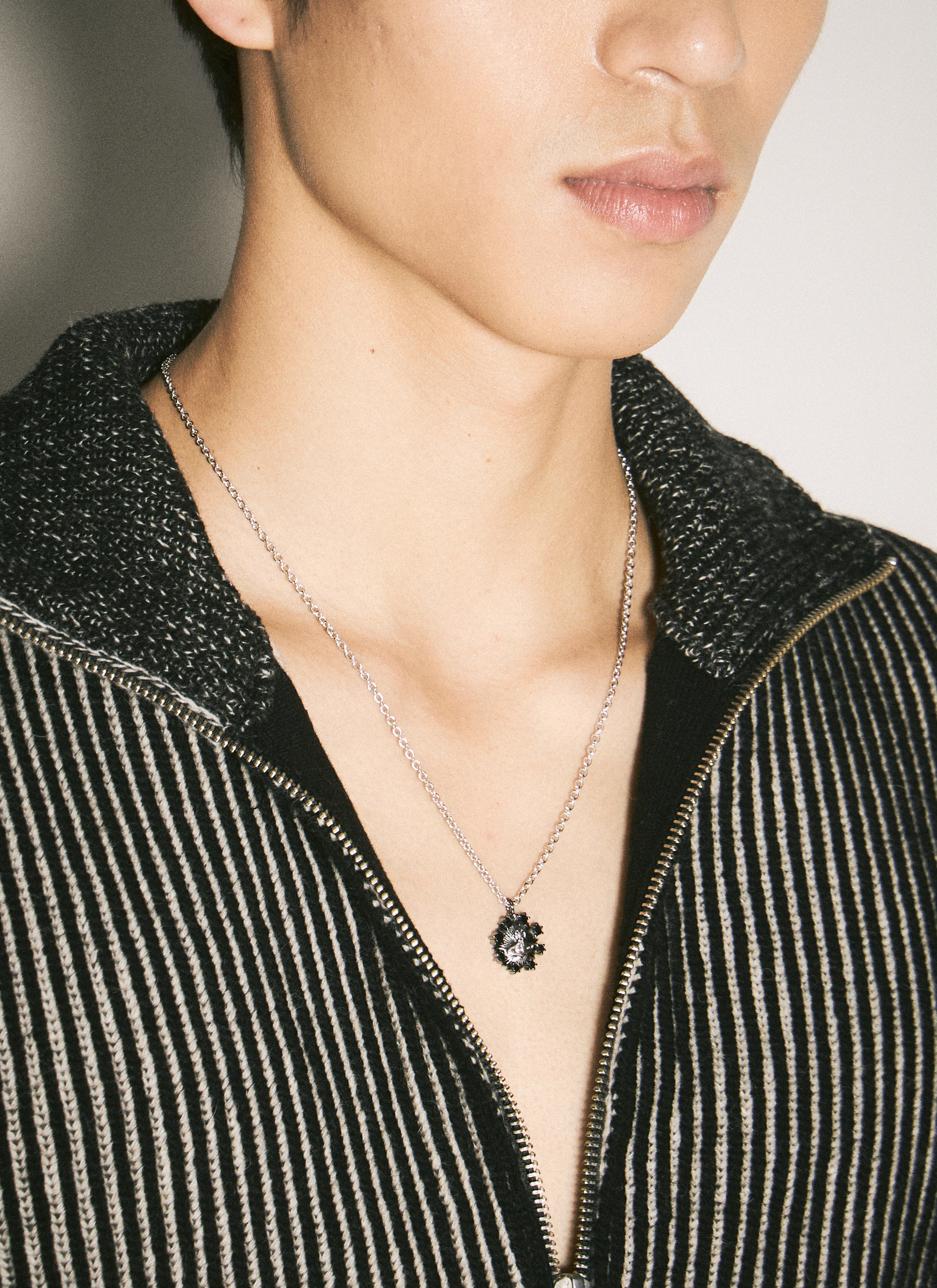 Vivienne Westwood Men s Tara Pendant Necklace in Black LN CC