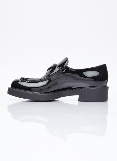 Logo Plaque Loafers Prada Logo Plaque Loafers Black pra0253010