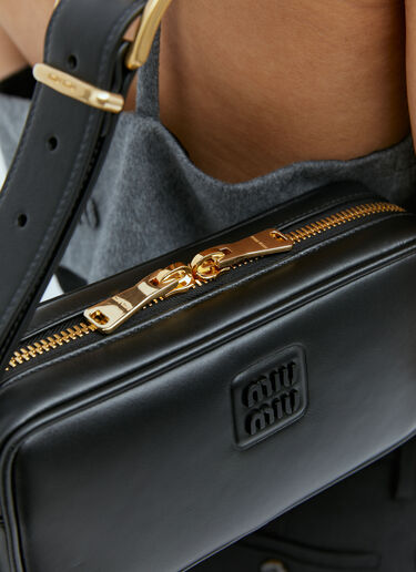Logo Plaque Leather Shoulder Bag Miu Miu Logo Plaque Leather Shoulder Bag Black miu0254065