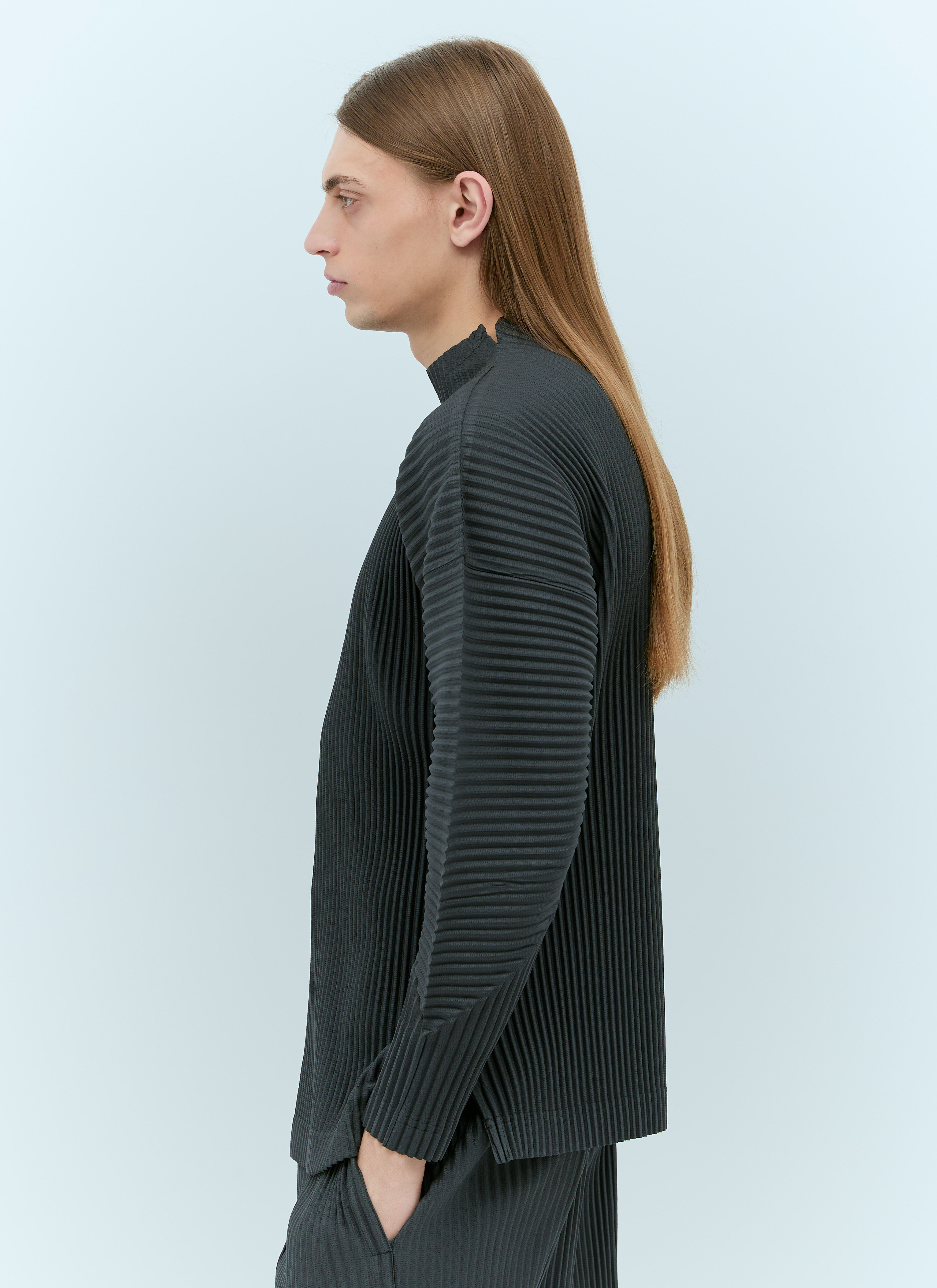 Homme Plissé Issey Miyake メンズ マンスリーカラー：11月トップス の ブラック | LN-CC®