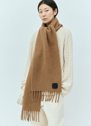 TOTEME Monogram Leather Patch Scarf Camel tot0255048
