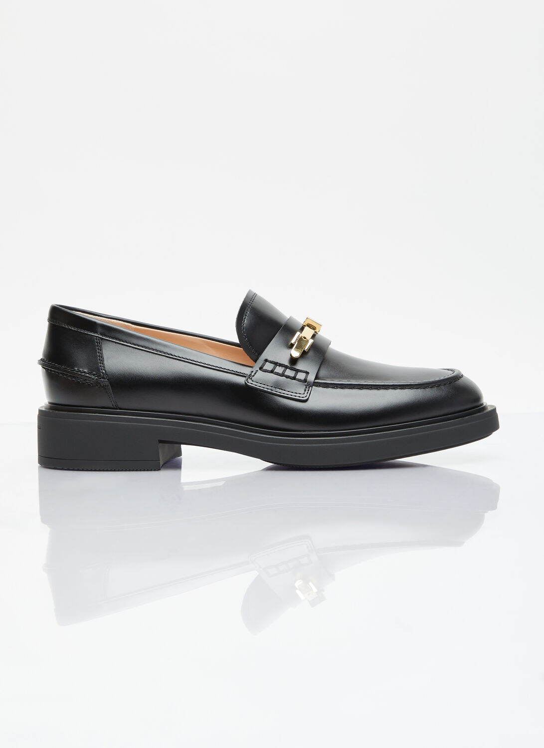 Shop Gianvito Rossi Martine Leather Loafers In Black